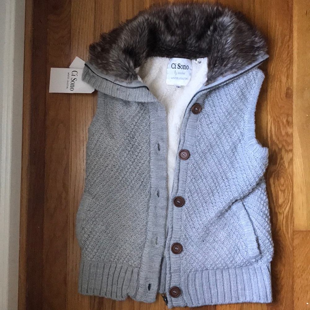 CI SONO FAUX FUR KNIT VEST - BRAND NEW (NWT)